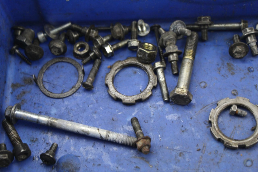 photo de SCREWS BAG PEUGEOT LOOXOR 50 (2001 - 2004) - Zoom on usage condition