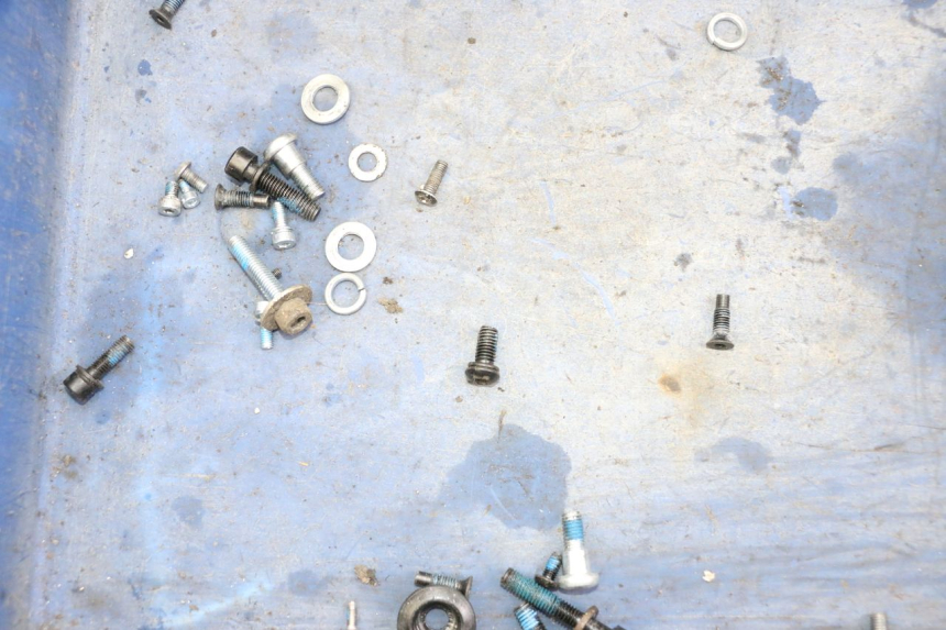 photo de SCREWS BAG XIAOMI MI PRO 2 1 - Zoom on usage condition