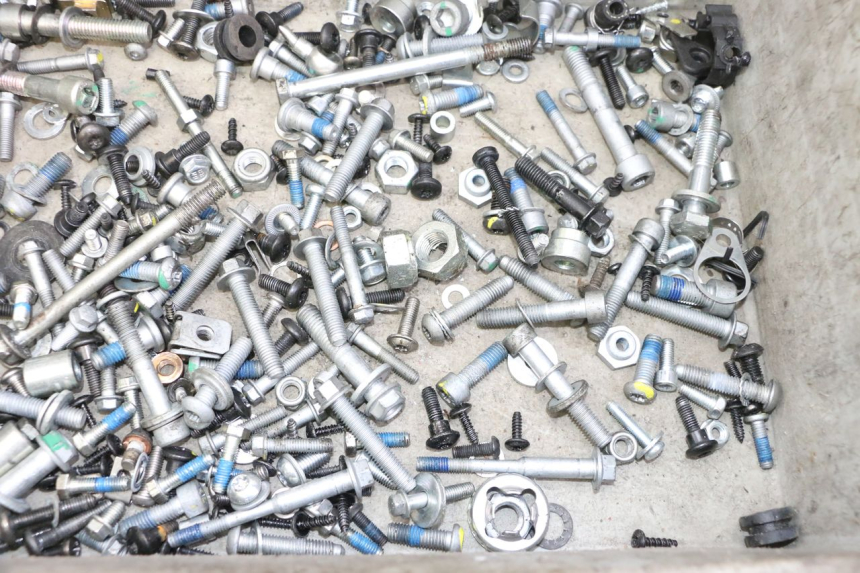 photo de SCREWS BAG PIAGGIO MP3 HPE 310 (2024 - 2025) - Component detail