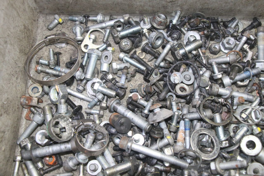 photo de SCREWS BAG PIAGGIO MP3 HPE 350 (2018 - 2020) - Component detail