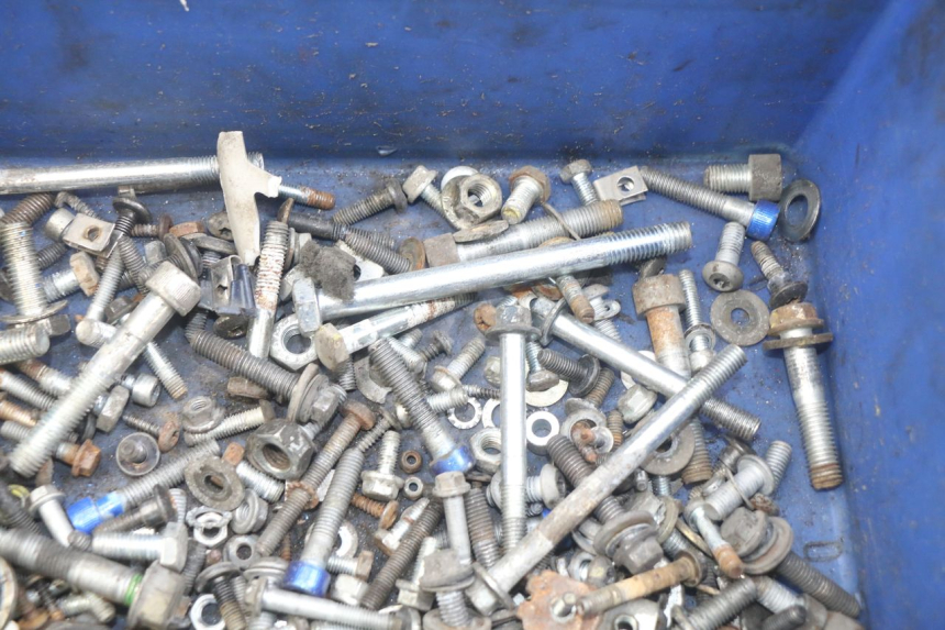 photo de SCREW FASTENER BAG PIAGGIO MP3 LT 400 (2007 - 2012) - Alternative perspective