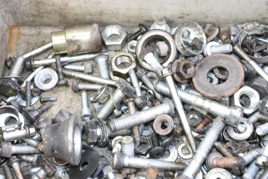 photo de SCREW FASTENER BAG PIAGGIO MP3 LT 400 (2007 - 2012) - Technical close-up