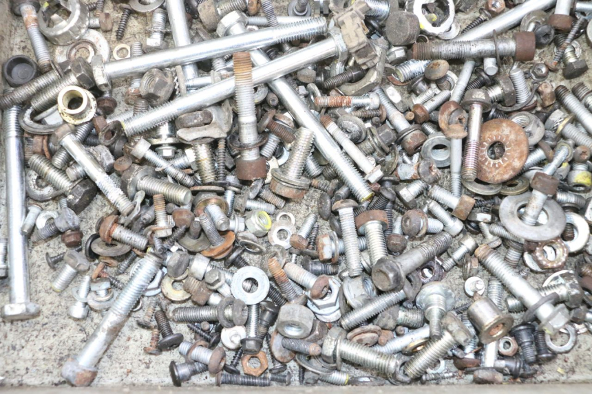 photo de SCREW FASTENER BAG PIAGGIO MP3 LT 400 (2007 - 2012) - Alternative perspective