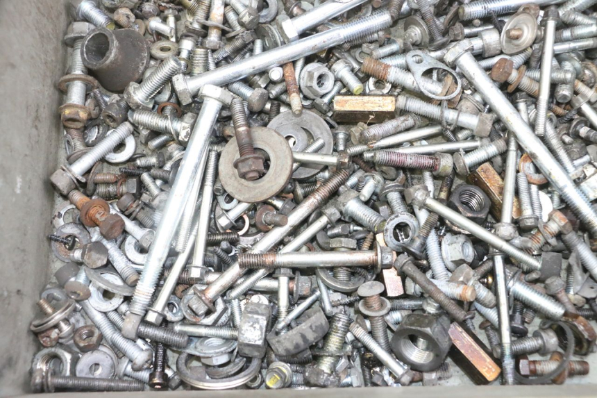 photo de SCREW FASTENER BAG PIAGGIO MP3 LT 400 (2007 - 2012) - Zoom on usage condition