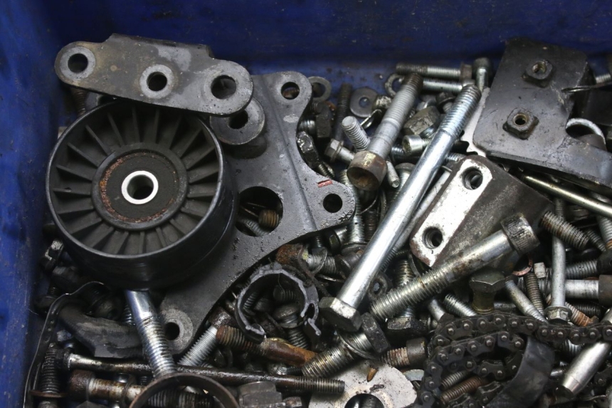 photo de SCREW FASTENER BAG PIAGGIO MP3 RL 250 (2006 - 2010) - Technical close-up