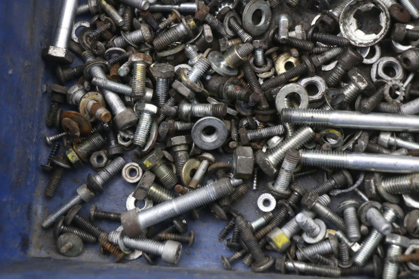 photo de SCREWS BAG PIAGGIO MP3 125 (2006 - 2014) - Alternative perspective