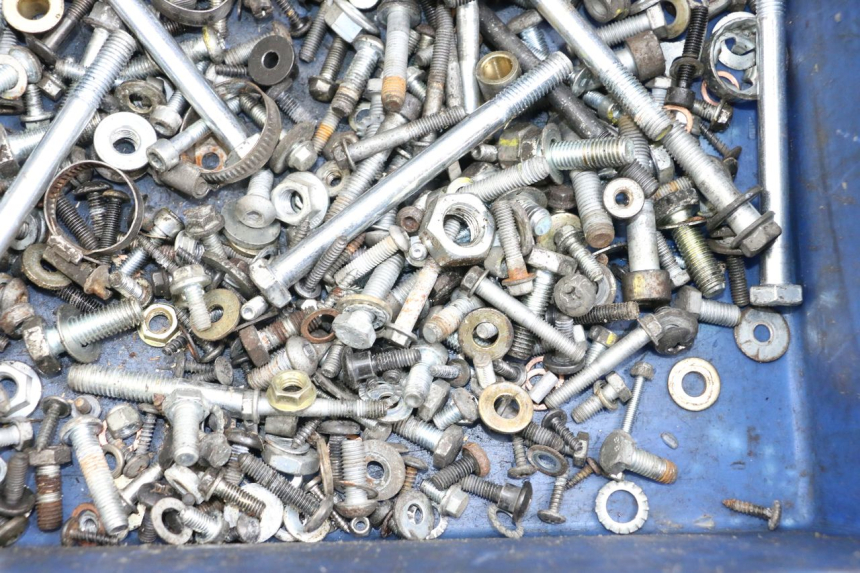 photo de SCREW FASTENER BAG PIAGGIO MP3 500 (2011 - 2015) - Zoom on usage condition