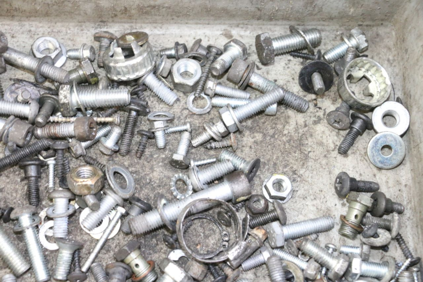 photo de SCREWS BAG PIAGGIO MP3 125 (2006 - 2014) - Technical close-up