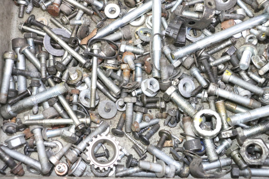 photo de SCREW FASTENER BAG PIAGGIO MP3 RL 250 (2006 - 2010) - Alternative perspective