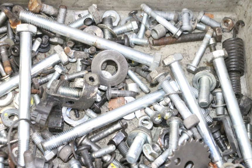 photo de SCREW FASTENER BAG PIAGGIO MP3 RL 250 (2006 - 2010) - Product overview