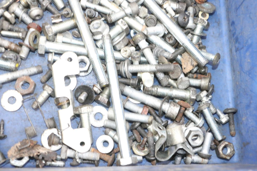 photo de SCREWS BAG PIAGGIO MP3 125 (2006 - 2014) - Alternative perspective