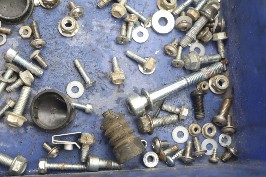 photo de SCREWS BAG RIEJU MRT PRO SUPERMOTARD 50 (2007 - 2018) - Technical close-up