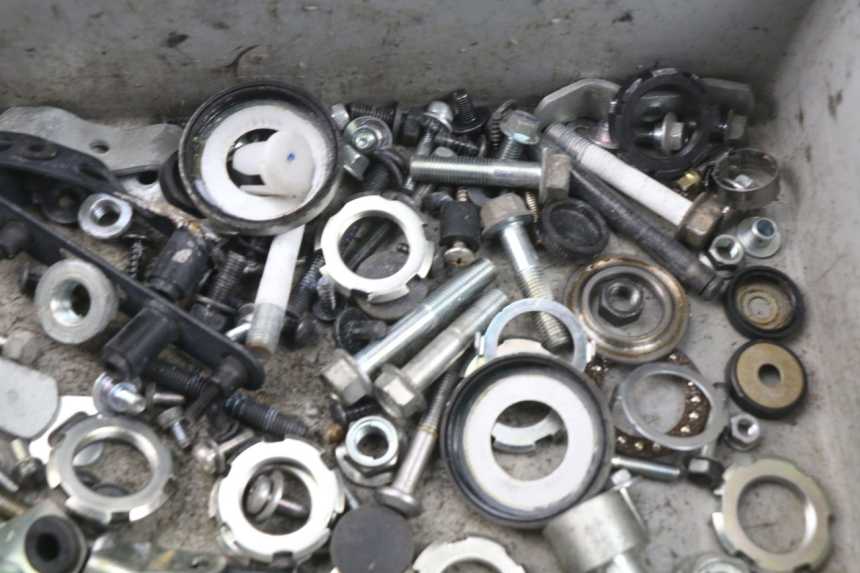 photo de SCREWS BAG MBK MW TRYPTIK 125 (2017 - 2022) - Alternative perspective