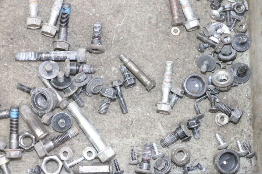 photo de SCREWS BAG KYMCO LIKE 4T 50 (2019 - 2025) - Alternative perspective