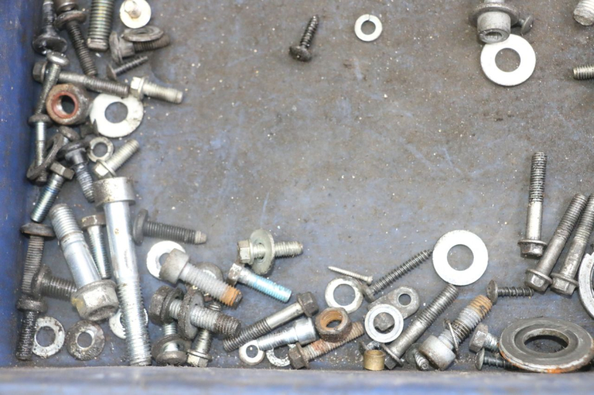 photo de SCREW FASTENER BAG PIAGGIO NEW TYPHOON 50 (2018 - 2021) - Alternative perspective