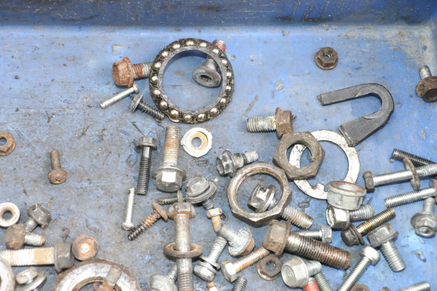 photo de SCREW FASTENER BAG HONDA NHX LEAD 110 (2008 - 2010) - Zoom on usage condition