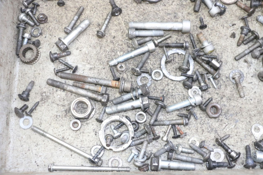 photo de SCREWS BAG PIAGGIO NRG POWER PUREJET 50 (2018 - 2021) - Alternative perspective