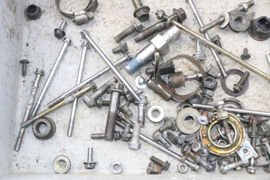 photo de SCREW FASTENER BAG SYM ORBIT 2 4T 50 (2008 - 2017) - Zoom on usage condition