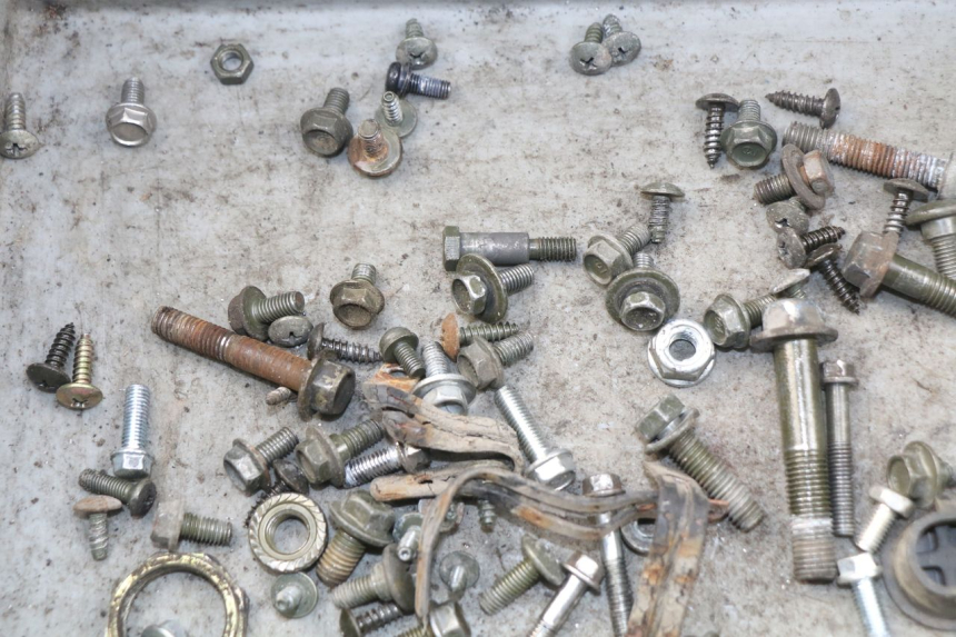 photo de SCREW FASTENER BAG SYM ORBIT 2 4T 50 (2008 - 2017) - Alternative perspective