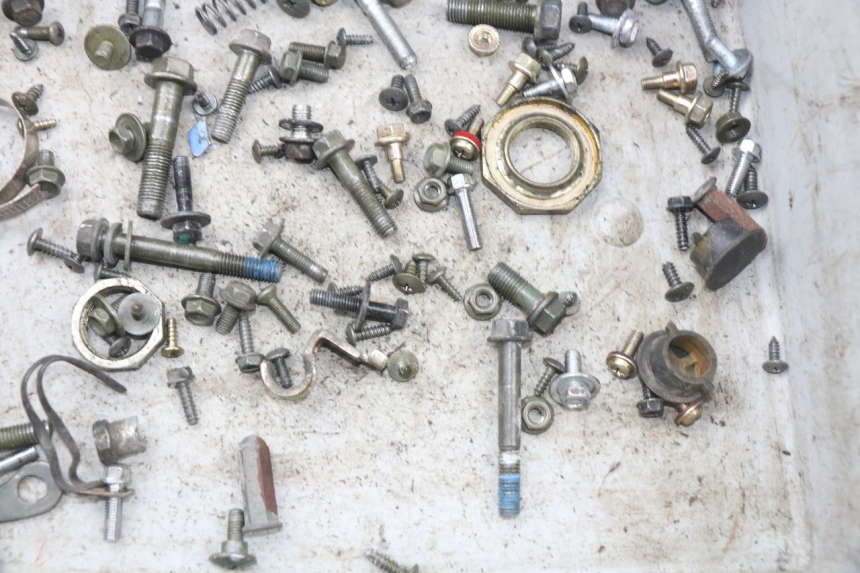 photo de SCREWS BAG SYM ORBIT III 3 4T 50 (2021 - 2025) - Zoom on usage condition