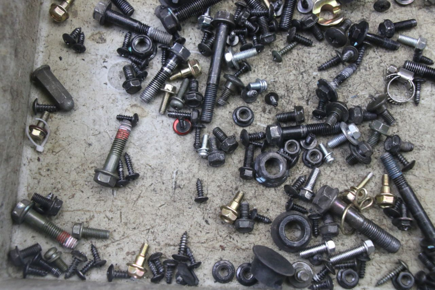 photo de SCREWS BAG SYM ORBIT III 3 4T 50 (2021 - 2025) - Alternative perspective