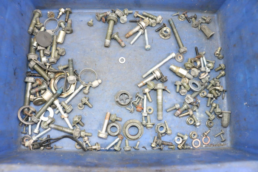 photo de SCREWS BAG PEUGEOT BELVILLE 125 (2017 - 2021) - Main view