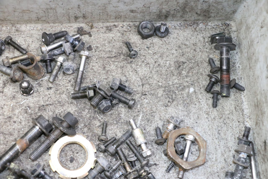 photo de SCREW FASTENER BAG PEUGEOT KISBEE 4T 50 (2010 - 2017) - Alternative perspective