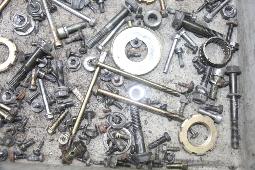 photo de SCREWS BAG PEUGEOT VIVACITY 125 (2010 - 2017) - Technical close-up