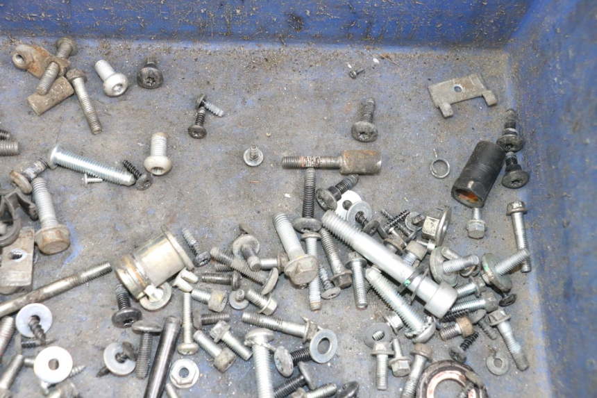 photo de SCREWS BAG PIAGGIO LIBERTY IGET 4T 50 (2021 - 2025) - Alternative perspective