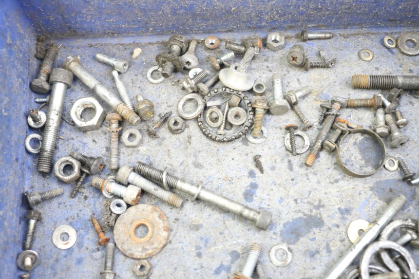 photo de SCREW FASTENER BAG PIAGGIO VESPA LX 2T 50 (2005 - 2013) - Zoom on usage condition