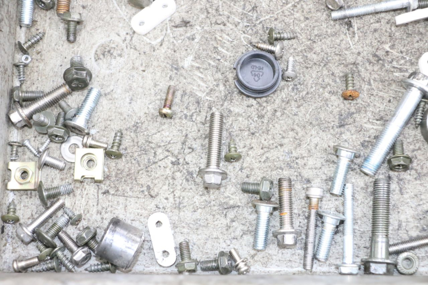 photo de SCREWS BAG EFUN PUSA 1 - Alternative perspective