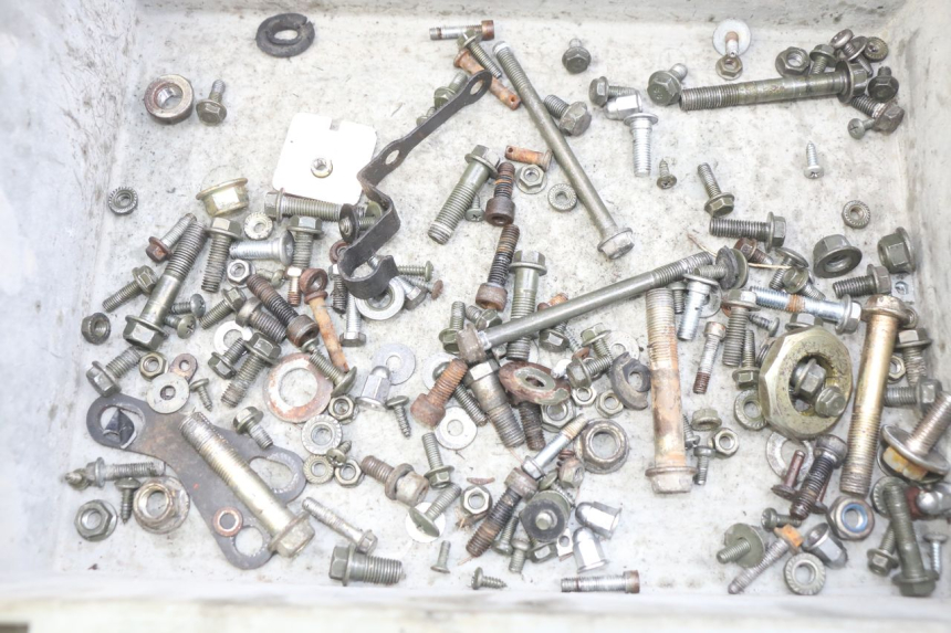 photo de SCREW FASTENER BAG YAMASAKI RAPTOR 50 (2013 - 2018) - Component detail