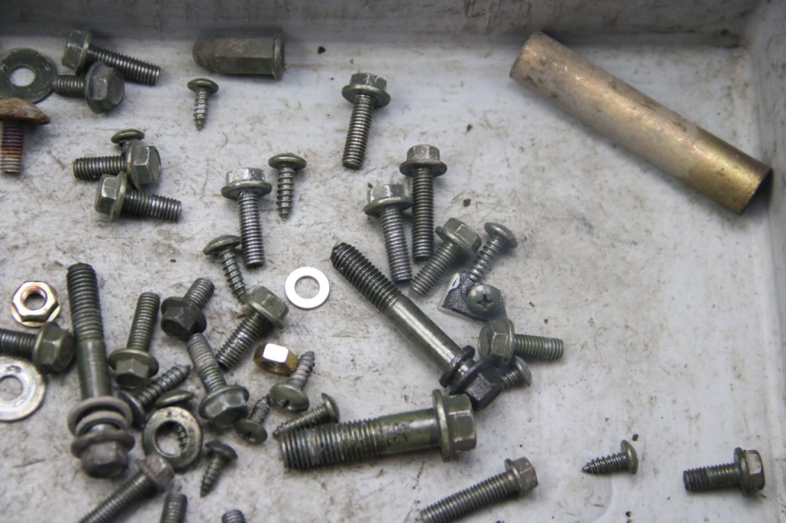 photo de SCREW FASTENER BAG TNT MOTOR ROMA 10' 4T 50 (2019 - 2022) - Alternative perspective