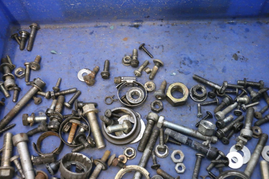 photo de SCREWS BAG GILERA RUNNER SP 50 (2002 - 2004) - Fixing points details