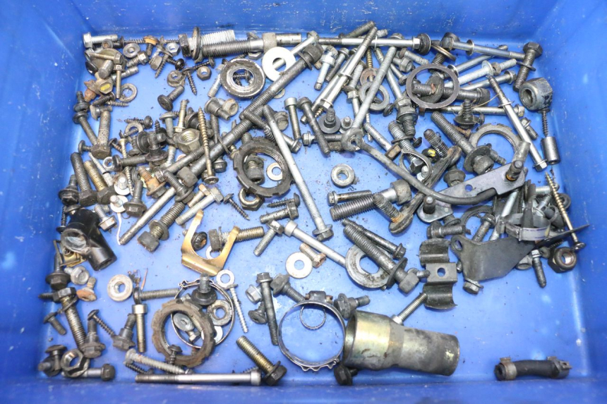 photo de SCREWS BAG PEUGEOT SATELIS COMPRESSOR K15 125 (2006 - 2009) - Main view