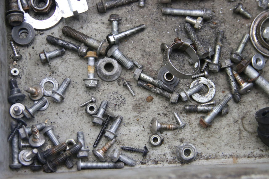 photo de SCREW FASTENER BAG APRILIA SCARABEO 4T 50 (2009 - 2017) - Component detail