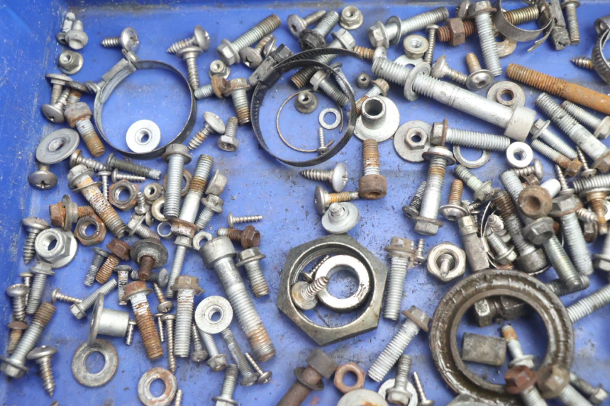 photo de SCREWS BAG APRILIA SCARABEO GT 125 (1999 - 2007) - Component detail