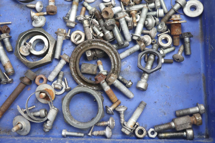 photo de SCREWS BAG APRILIA SCARABEO GT 125 (1999 - 2007) - Technical close-up