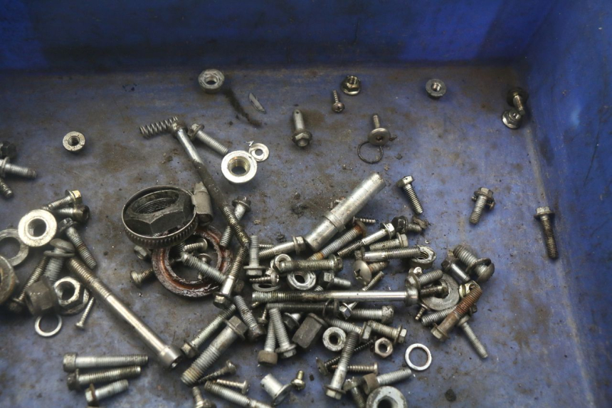 photo de SCREW FASTENER BAG APRILIA SCARABEO 100 (2003 - 2012) - Component detail