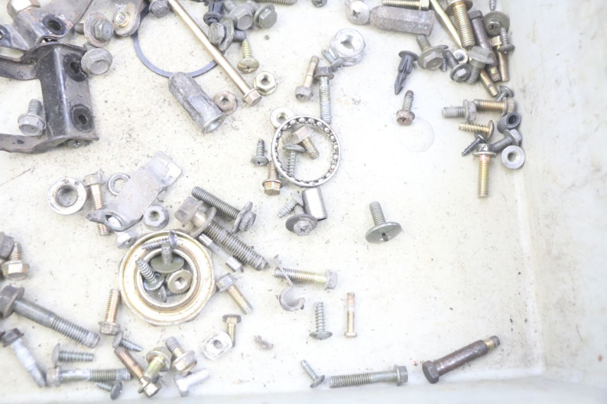 photo de SCREW FASTENER BAG KYMCO SENTO 100 (2008 - 2013) - Zoom on usage condition