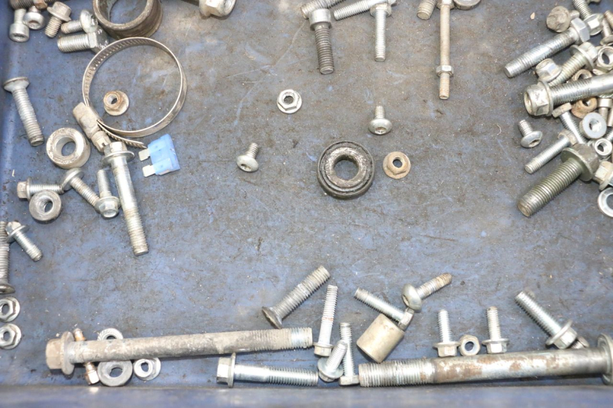 photo de SCREWS BAG SMALL MX THUNDER 250 - Zoom on usage condition