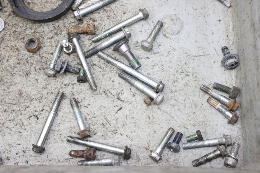 photo de SCREW FASTENER BAG GILERA SMT SUPERMOTARD 50 (2009 - 2017) - Zoom on usage condition