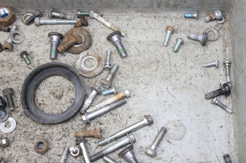 photo de SCREW FASTENER BAG GILERA SMT SUPERMOTARD 50 (2009 - 2017) - Alternative perspective