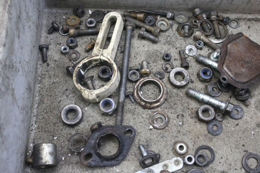 photo de SCREW BAG SUZUKI SMX SUPERMOTARD 50 (1996 - 2001) - Zoom on usage condition