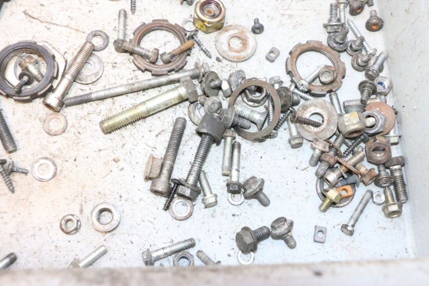 photo de SCREWS BAG PEUGEOT SPEEDFIGHT 2 AC 50 (2000 - 2009) - Alternative perspective