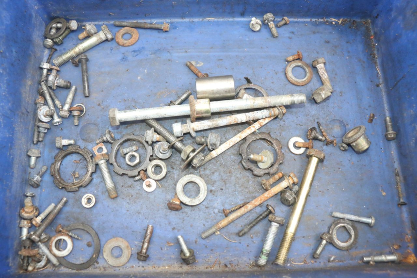 photo de SCREW FASTENER BAG PEUGEOT SPEEDFIGHT LC 50 (1996 - 2002) - Main view