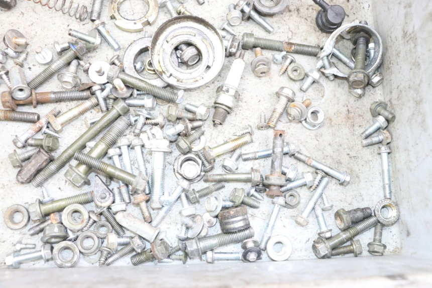 photo de SCREW FASTENER BAG VASTRO STREET X 4T 50 (2016 - 2021) - Zoom on usage condition