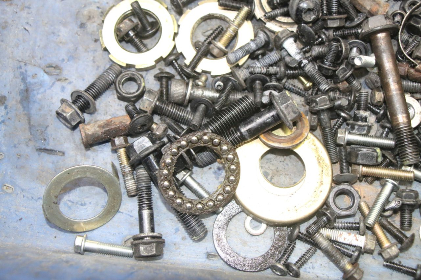 photo de SCREWS BAG PEUGEOT STREETZONE I 2T 50 (2018 - 2020) - Alternative perspective