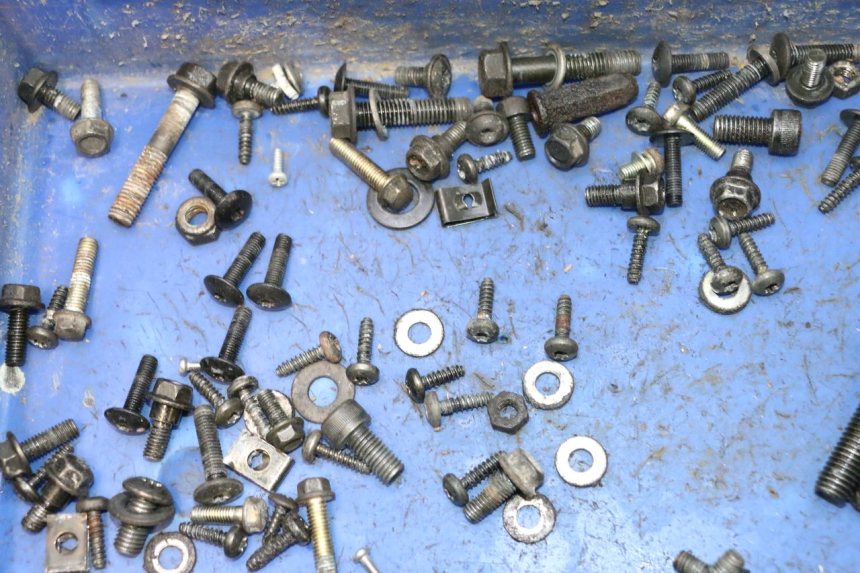 photo de SCREWS BAG PEUGEOT STREETZONE NAKED 2T 50 (2014 - 2018) - Technical close-up