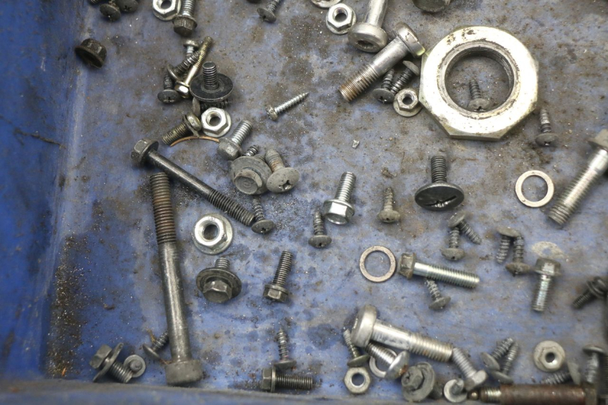 photo de SCREWS BAG KYMCO SUPER 8 4T 50 (2021 - 2024) - Alternative perspective